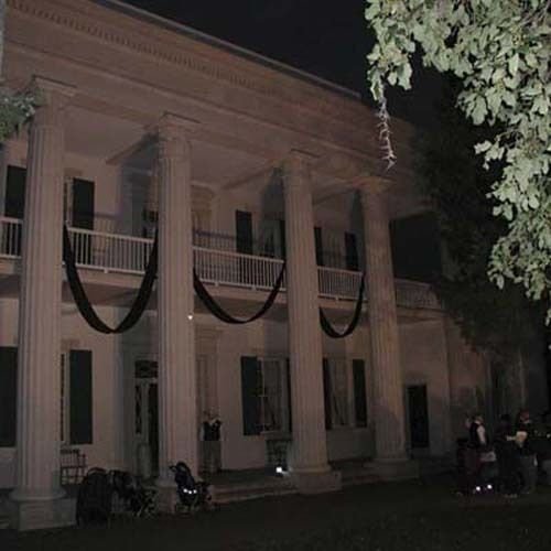 5 famous ghost hunting spots on Halloween