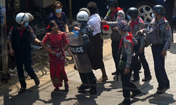 Myanmar police shot dead 11 protesters