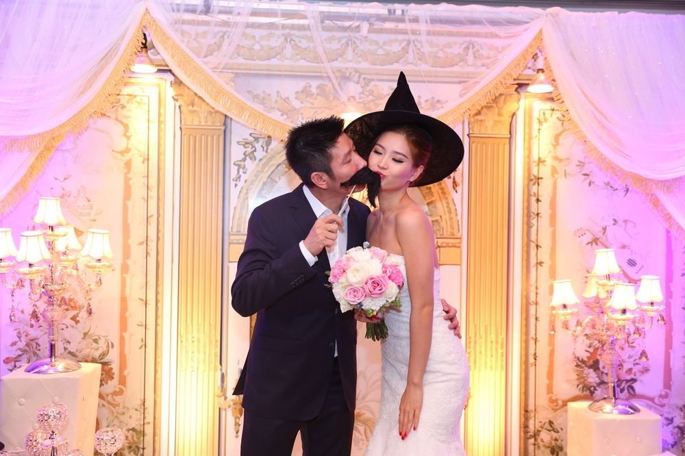 Runner-up Diem Trang’s husband promised to buy milk tea for his wife for life