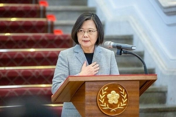 Taiwan plans to accept Hong Kong people
